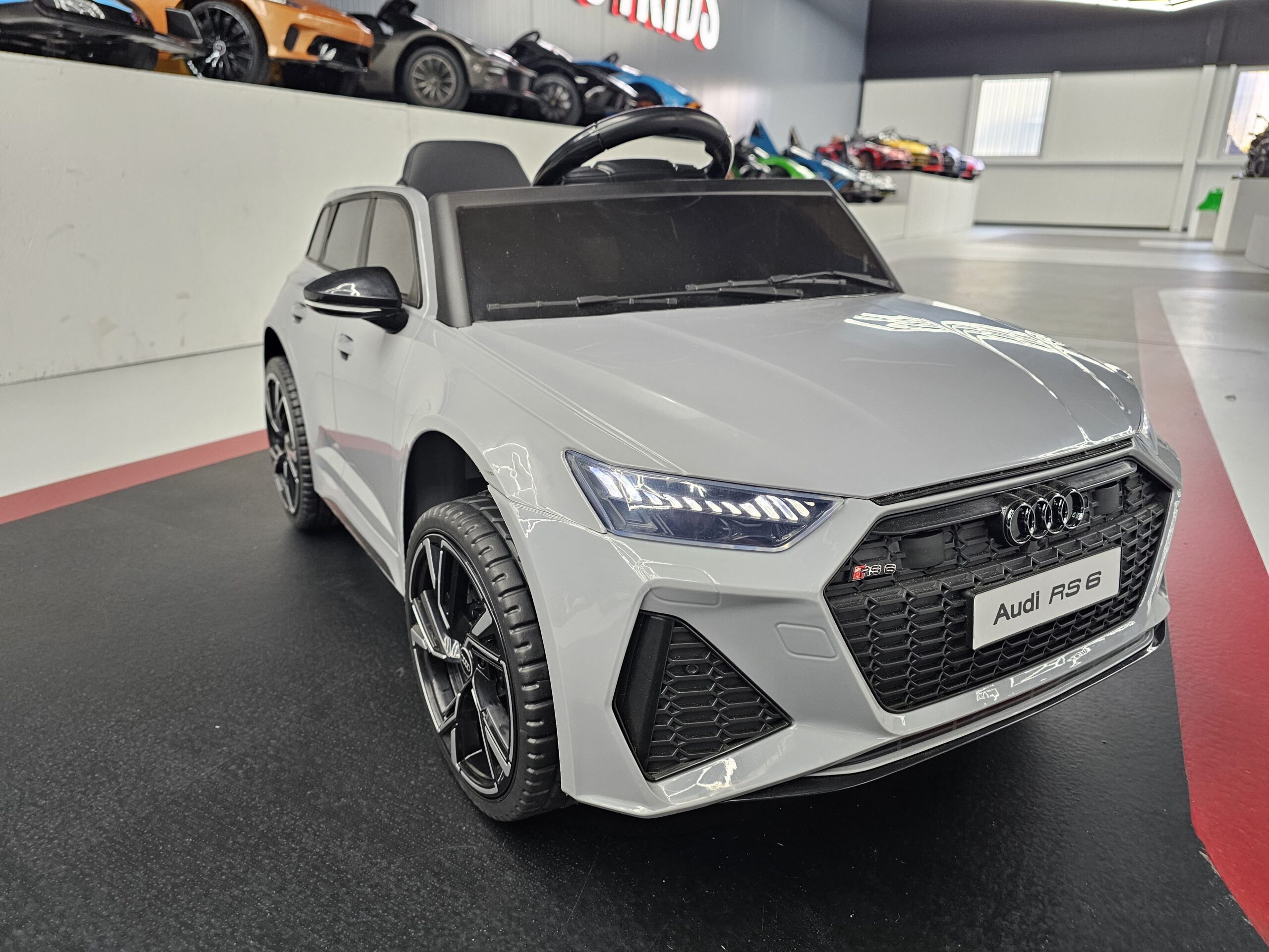 Audi RS 6 elektrische kinderauto