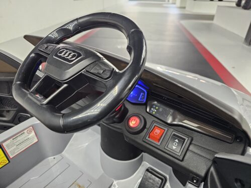 Kinderauto Audi RS 6