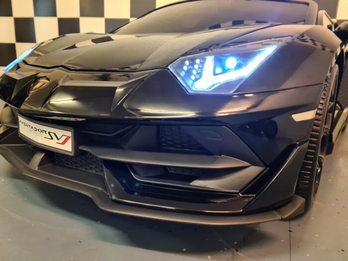 Accu kinderauto 2 persoons Lamborghini