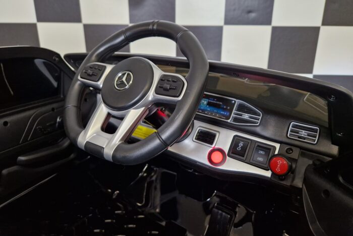 Accu speelgoedauto Mercedes GLE 53