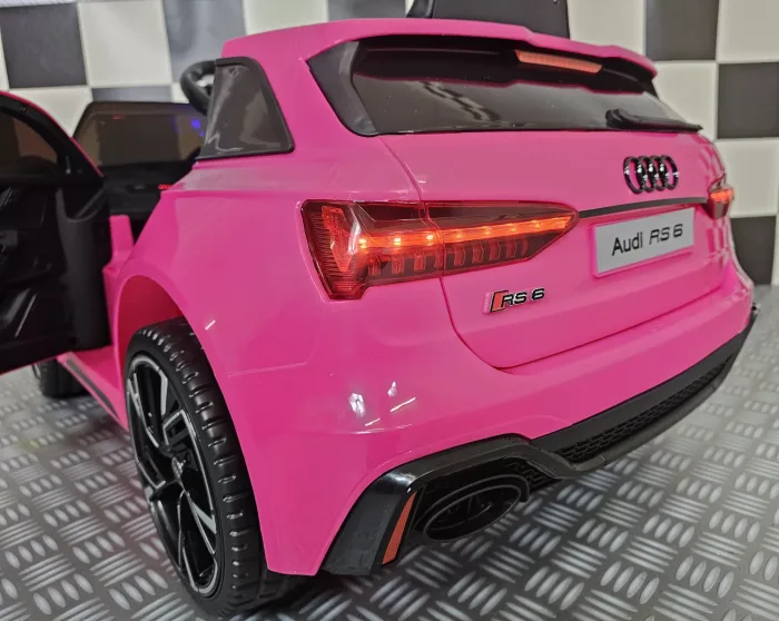 Audi RS6 elektrische auto kind roze
