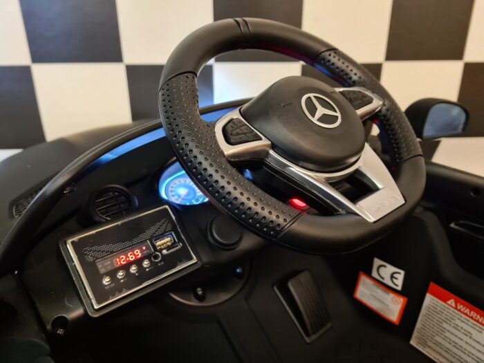Elektrische auto kind Mercedes GTR mat zwart