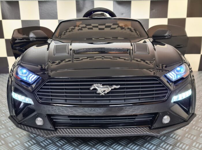 Elektrische kinderauto Ford Mustang zwart