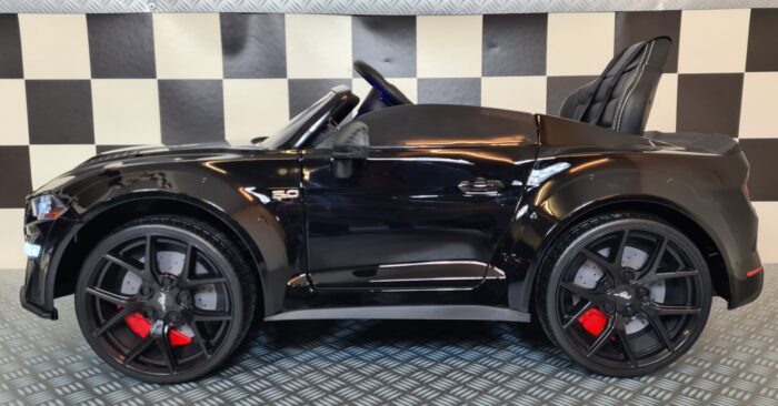 Kinderauto Ford Mustang zwart