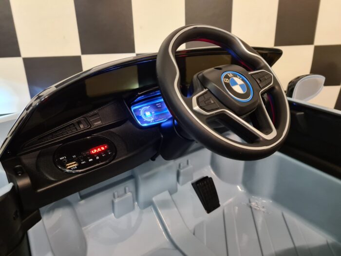 Speelgoedauto BMW i8