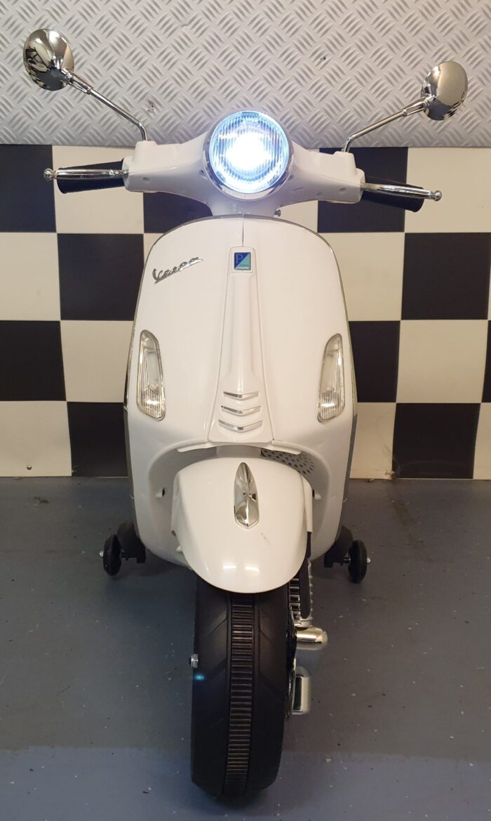 Vespa elektrische kinderscooter Primavera