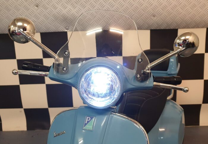 Vespa kinder accu scooter voor kids