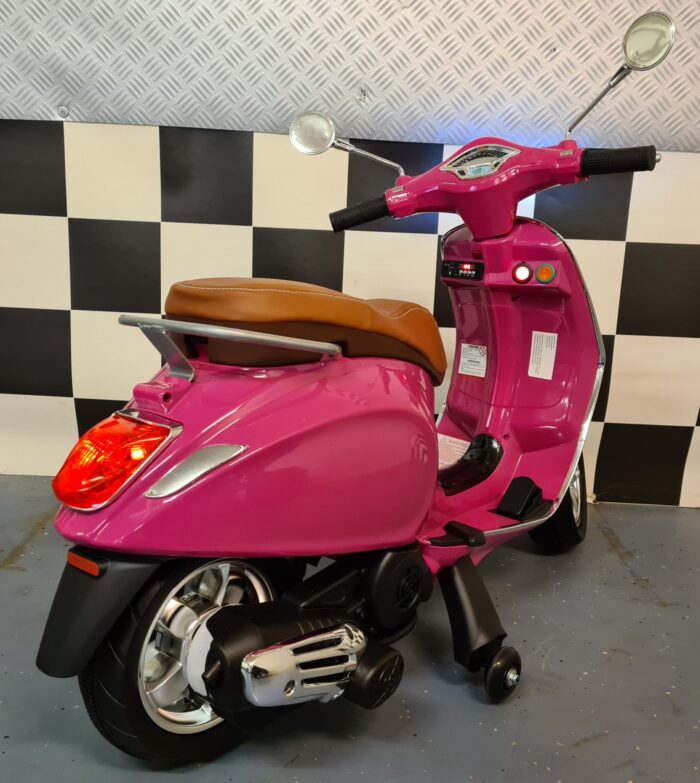 Vespa kinderscooter roze