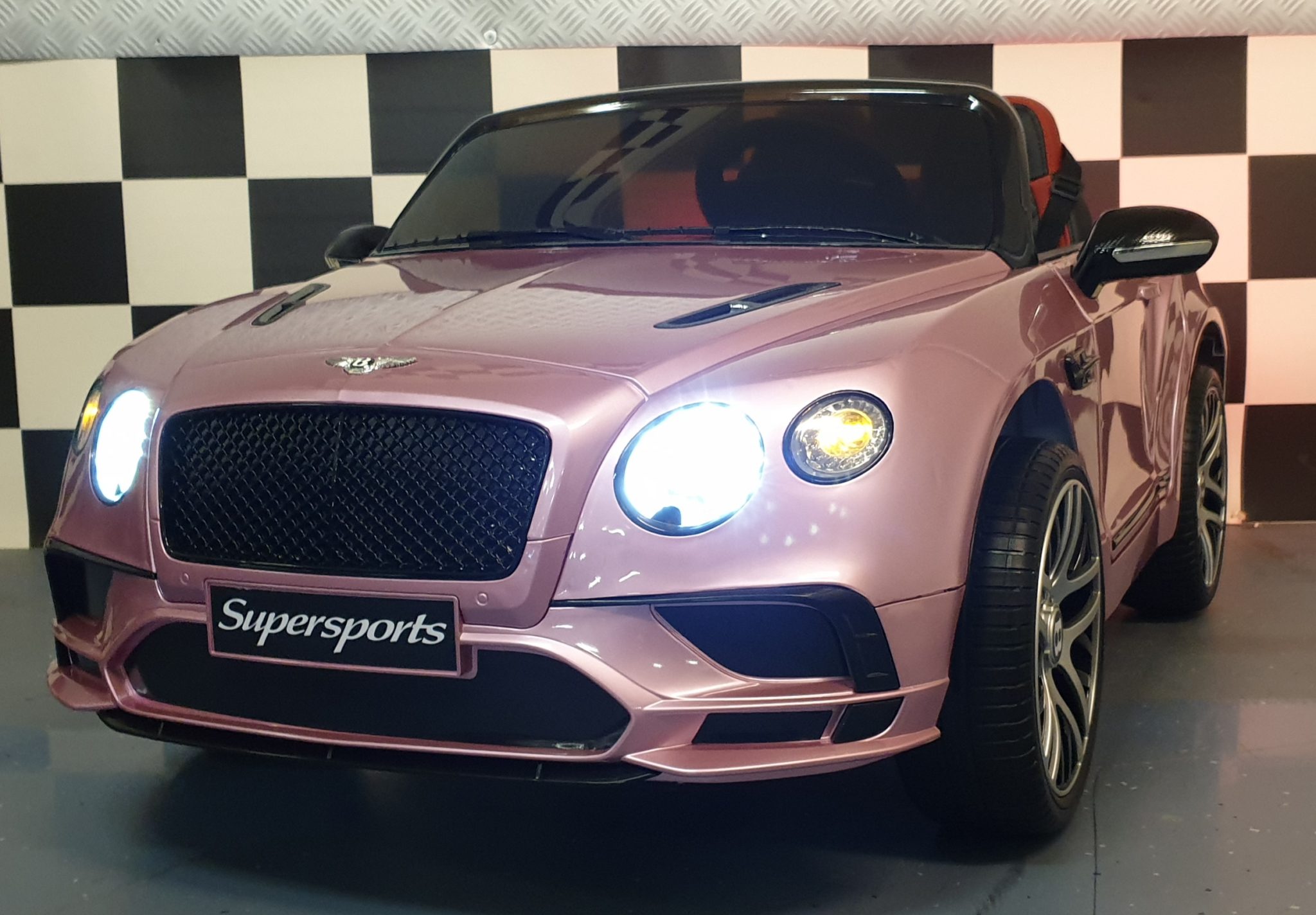 kinder speelgoed accu auto bentley roze elektrische kinderauto Bentley roze