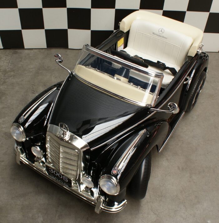 Speelgoedauto Mercedes 300S 2.4G afstandbediening 12 volt