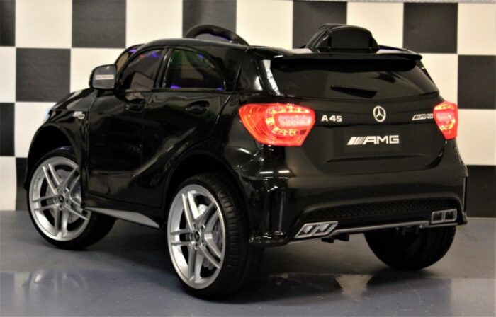 12 volt Mercedes A45 AMG accu auto zwart