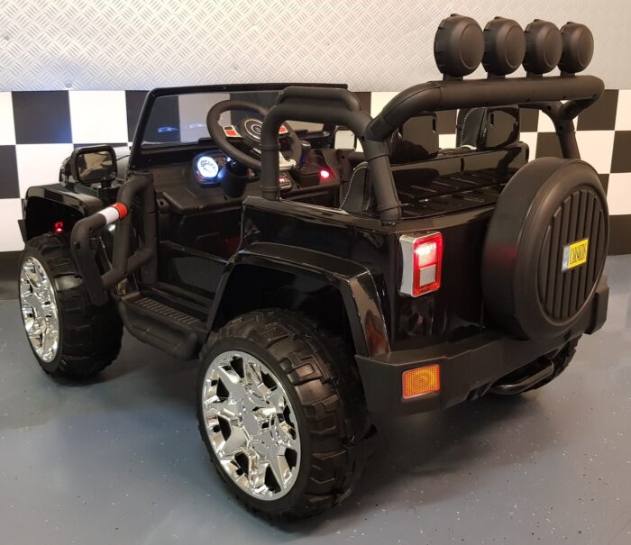 2x12 volt accu Powerjeep metallic zwart 2.4G afstandbediening