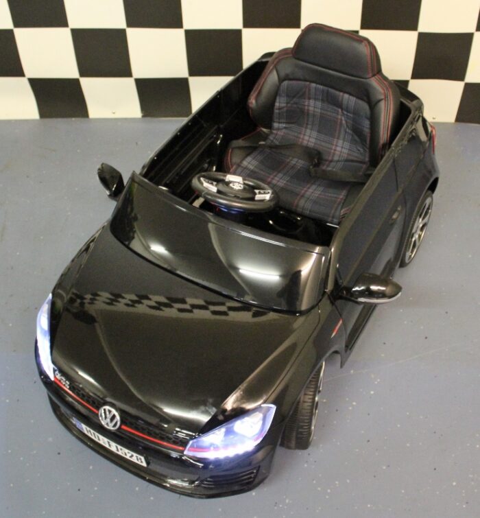 Kinderauto volkswagen golf GTI 12v RC zwart