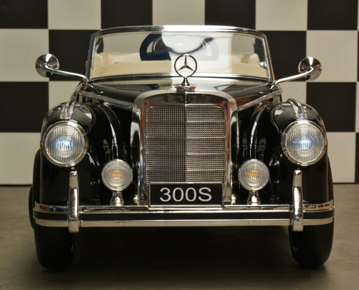 12 volt kinderauto Mercedes 300S oldtimer zwart