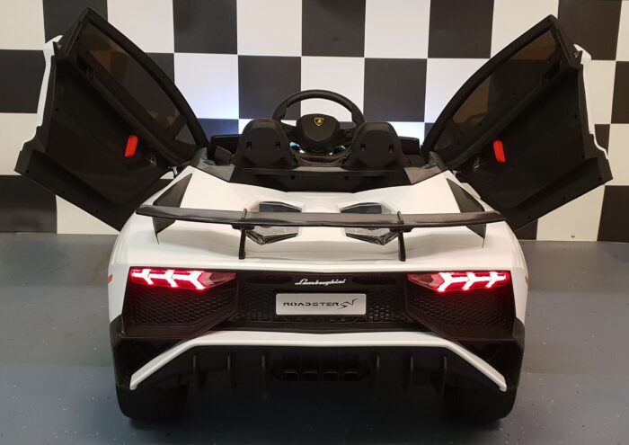 Elektrische kinderauto Lamborghini 12V 2.4G wit
