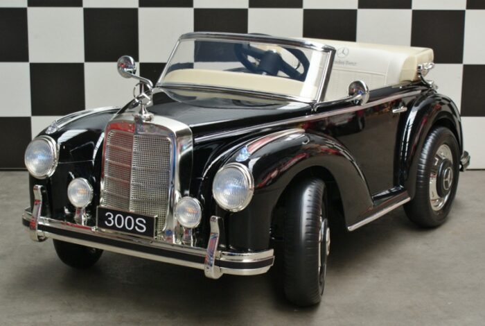 Mercedes Benz 300S zwarte kinderauto 2.4G 12V