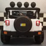 Kinderjeep wit 2 persoons 2x 12 volt accu 4WD