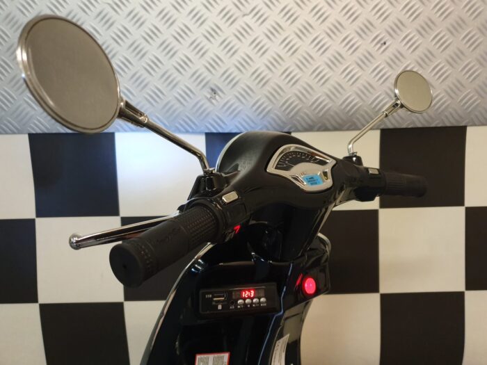 vespa elektrische accu scooter kind