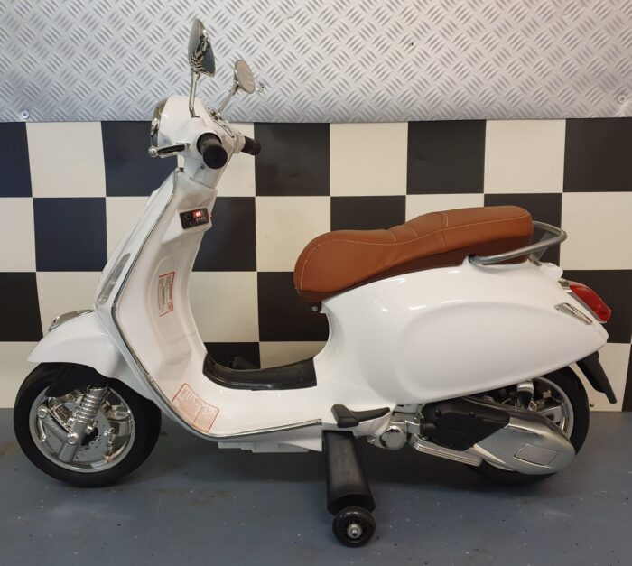 vespa elektrische scooter kind