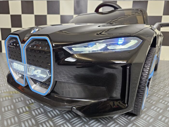 Elektrische auto kind BMW i4 metallic zwart