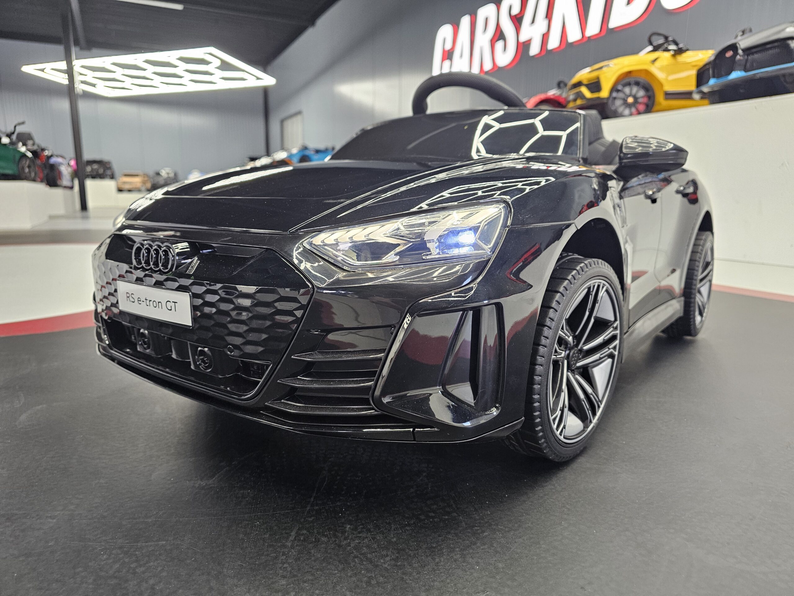 Elektrische kinderauto Audi E-Tron GT 12volt